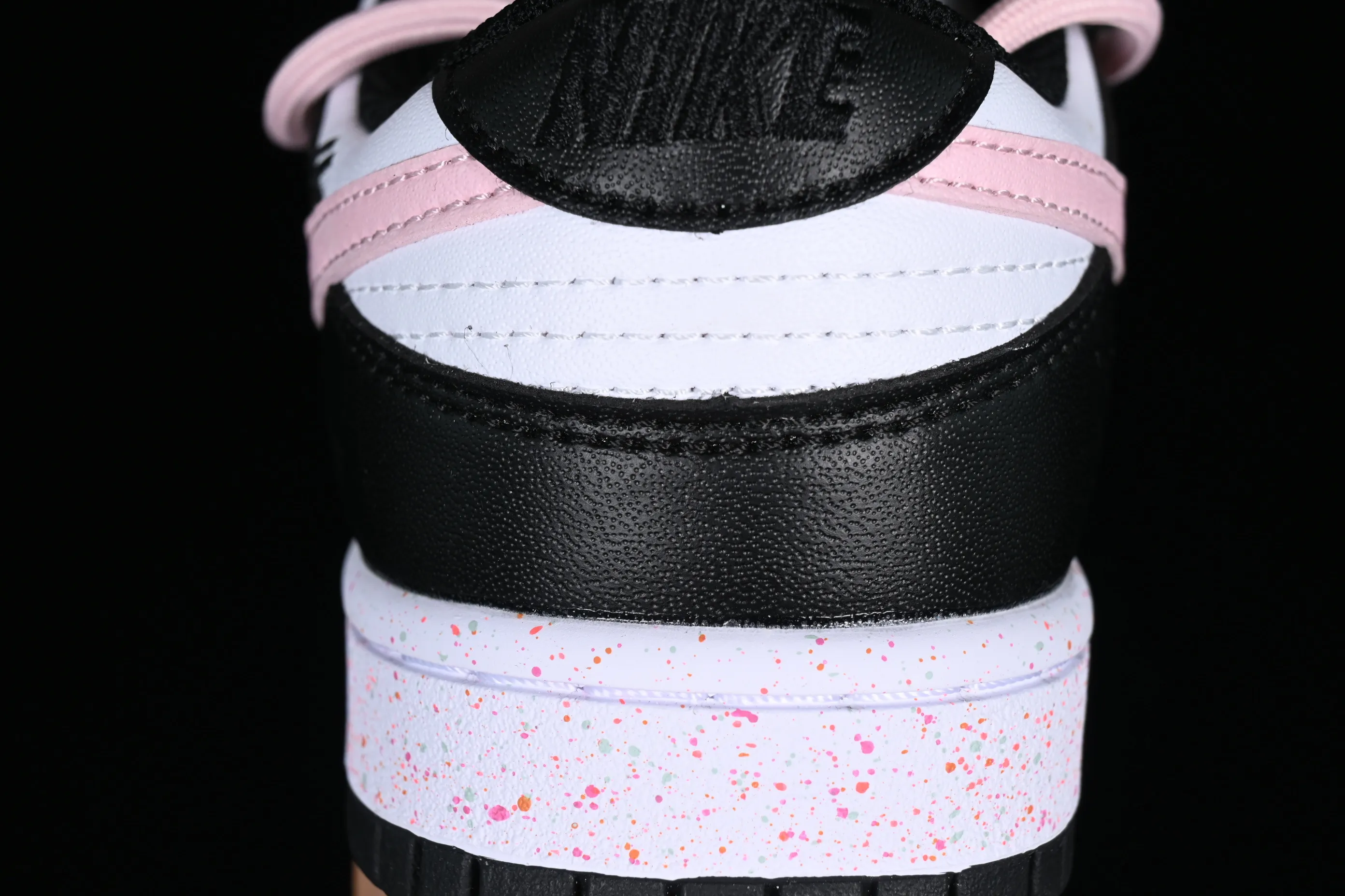 All Categories Nk SB Dunk Series Nk SB Dunk Low Low-top sneakers Nk Dunk Low "Multi Color" Vibrant three hooks Customized version of deconstructed strap casual sneakers FD4623-131